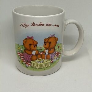 Vintage Avon Mug " mon tendre am…ours ‘’ Bears Bows Picnic Flowers Teddy,